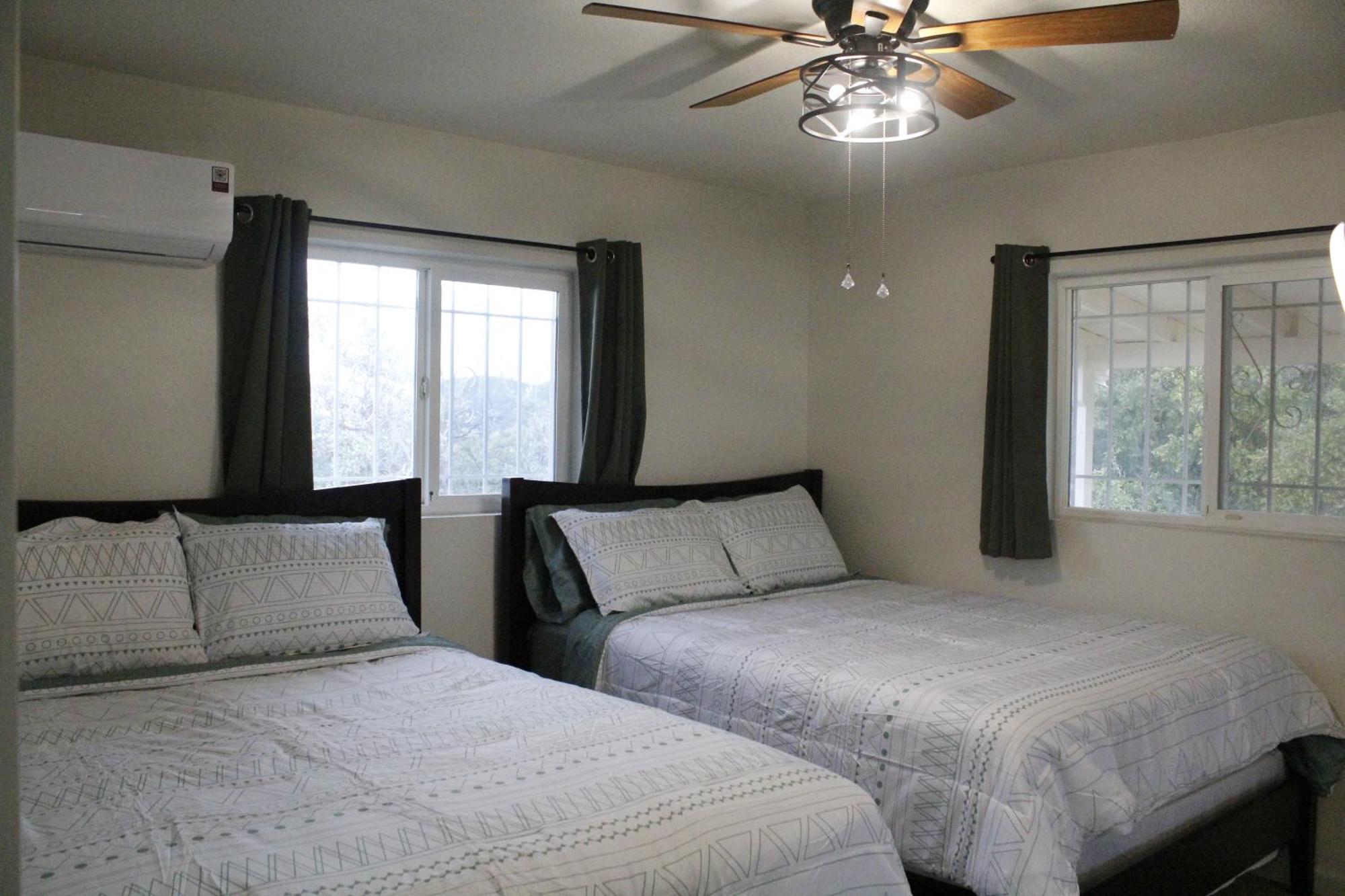 Holiday home Hummingbird Hill - Entire